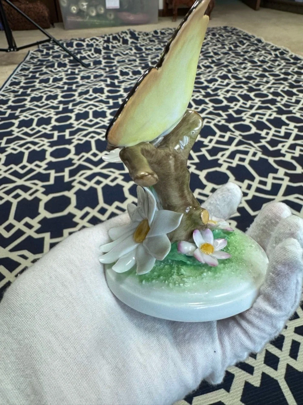Herend Hungary Handpainted Porcelain Butterfly & Daisy Figurine Floral Vintage